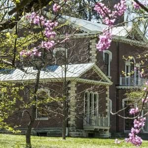 Meet your Posher, Bill